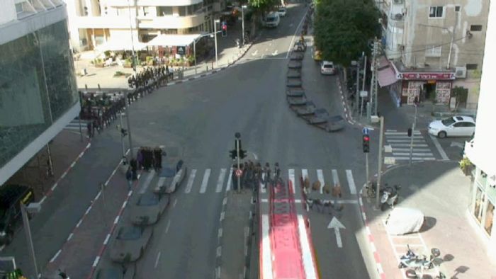 דורון גולן, Dizi Central 5, 2010, וידאו 3.56 דק' דורון גולן, Dizi Central 5, 2010, וידאו 3.56 דק'