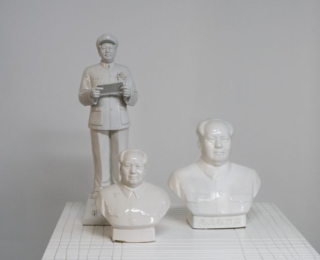 מיכל בר-אור, רהיטי קסטיאל, 2009, הדפס הזרקת דיו מיכל בר-אור, רהיטי קסטיאל, 2009, הדפס הזרקת דיו