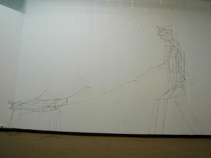 עדנה אוחנה, איש עם כלב, 2006, חוטי סיליקון וחוטי ריקמה עדנה אוחנה, איש עם כלב, 2006, חוטי סיליקון וחוטי ריקמה
