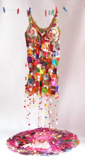 תמר ניסים וחיה שילה, 2005, טכניקה מעורבת תמר ניסים וחיה שילה, 2005, טכניקה מעורבת