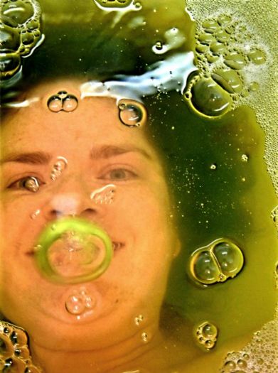 שלומית ליוור, מקצף הגלים, 2003, צילום שלומית ליוור, מקצף הגלים, 2003, צילום